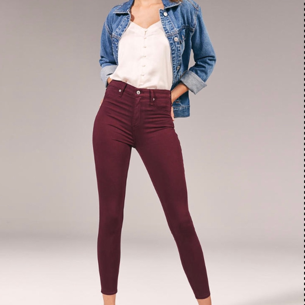 MAROON JEANS